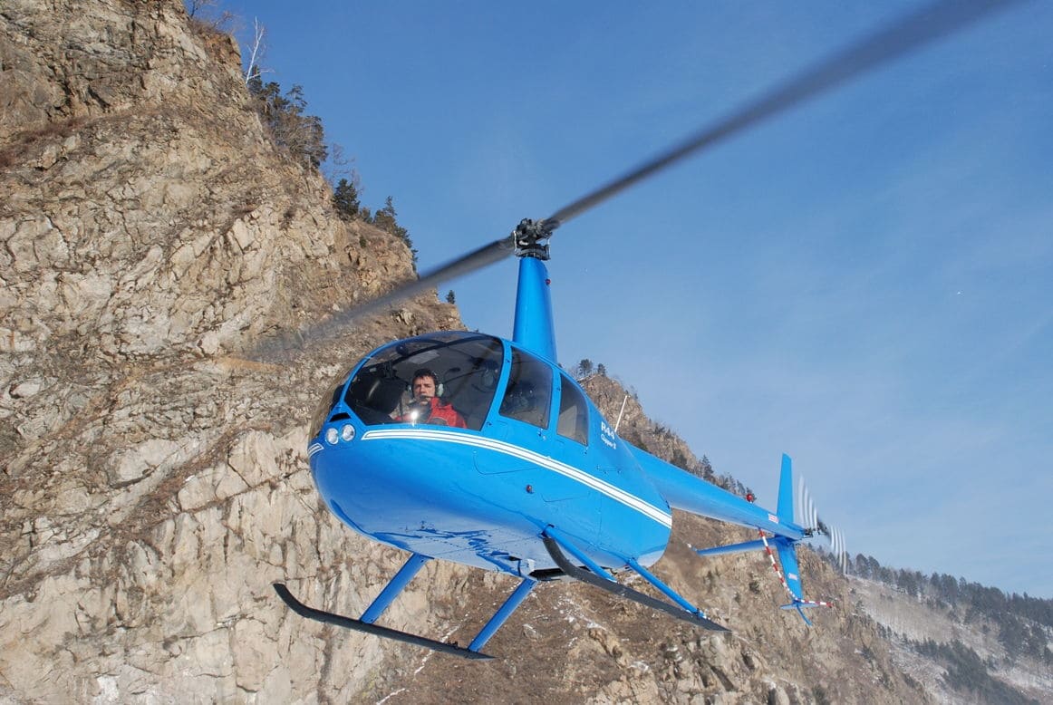 Robinson R44